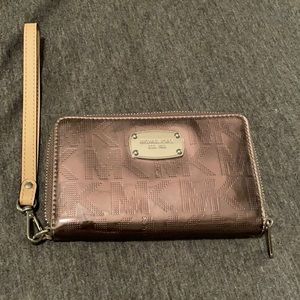 Michael Kors wristlet